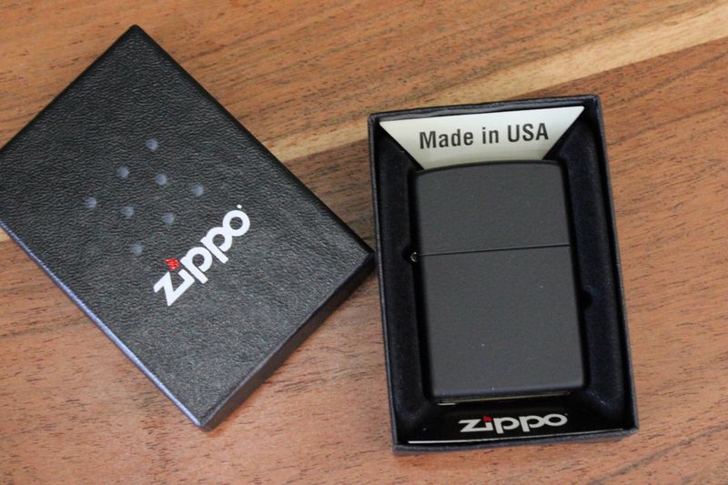 Zippo Black Matte Lighter