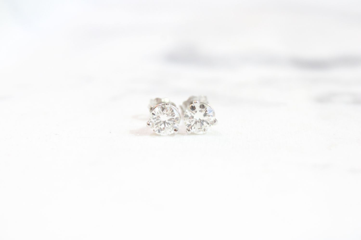 14kt White Gold 1ct Diamond Martini Set Studs, VS F