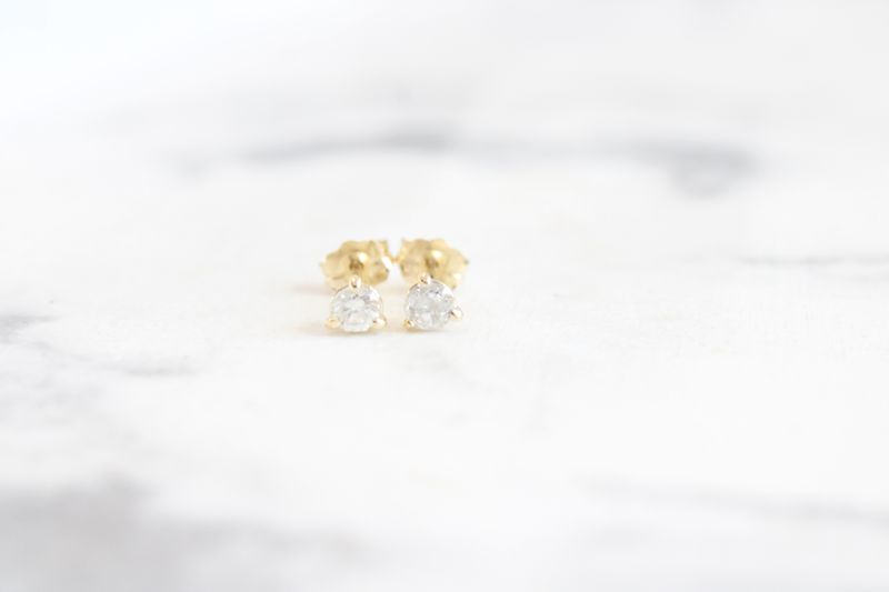 14kt Yellow Gold 1/4ct 3 Prong Diamond Studs