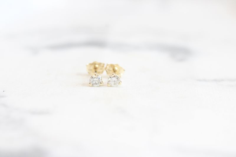 14kt Yellow Gold 1/3ct 3 Prong Diamond Studs
