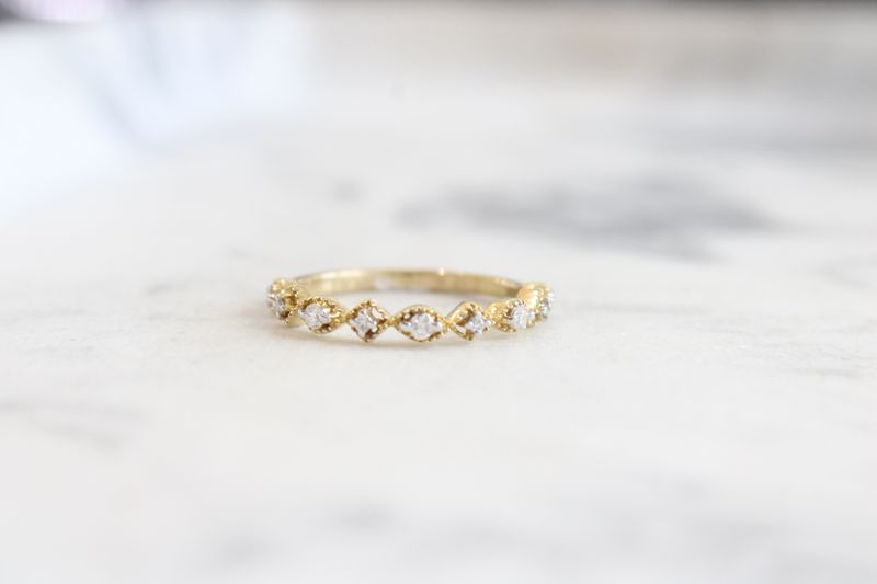 14kt Yellow Gold .16 Milgrain Geometric Band