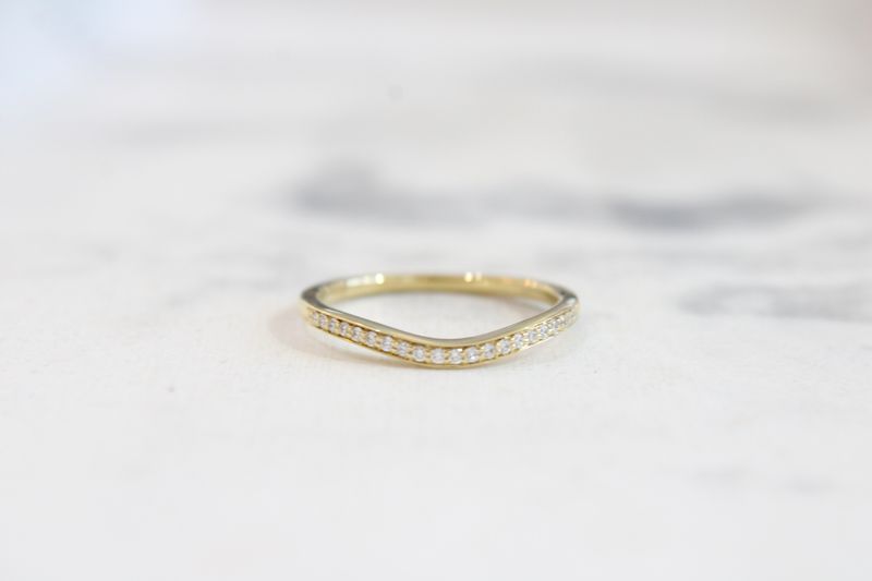 18K Yellow Gold Curved Diamond Band 21 Diamonds .11CT 18K Yellow Gold Curved Diamond Band 21 Diamonds .11CT