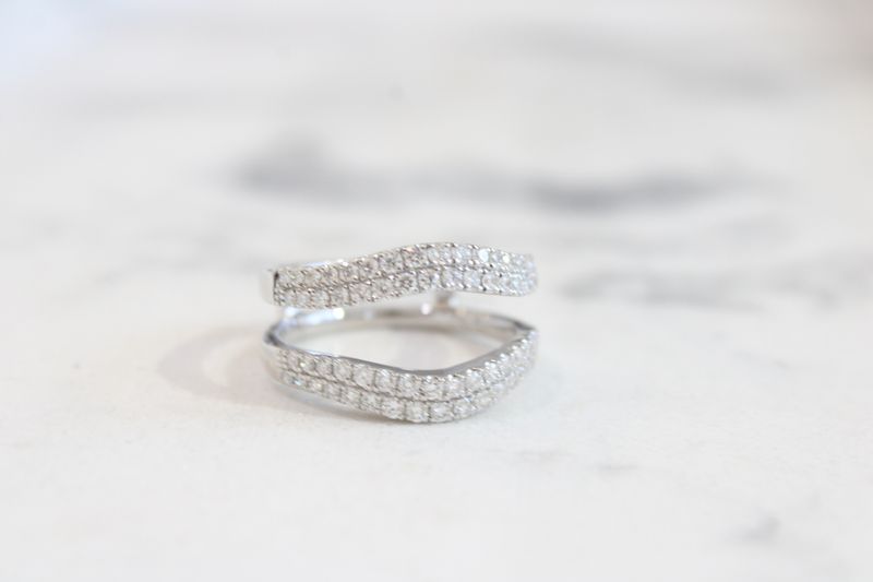 18K White Gold Diamond Ring 66 Diamonds .76 CT 18K White Gold Diamond Ring 66 Diamonds .76 CT