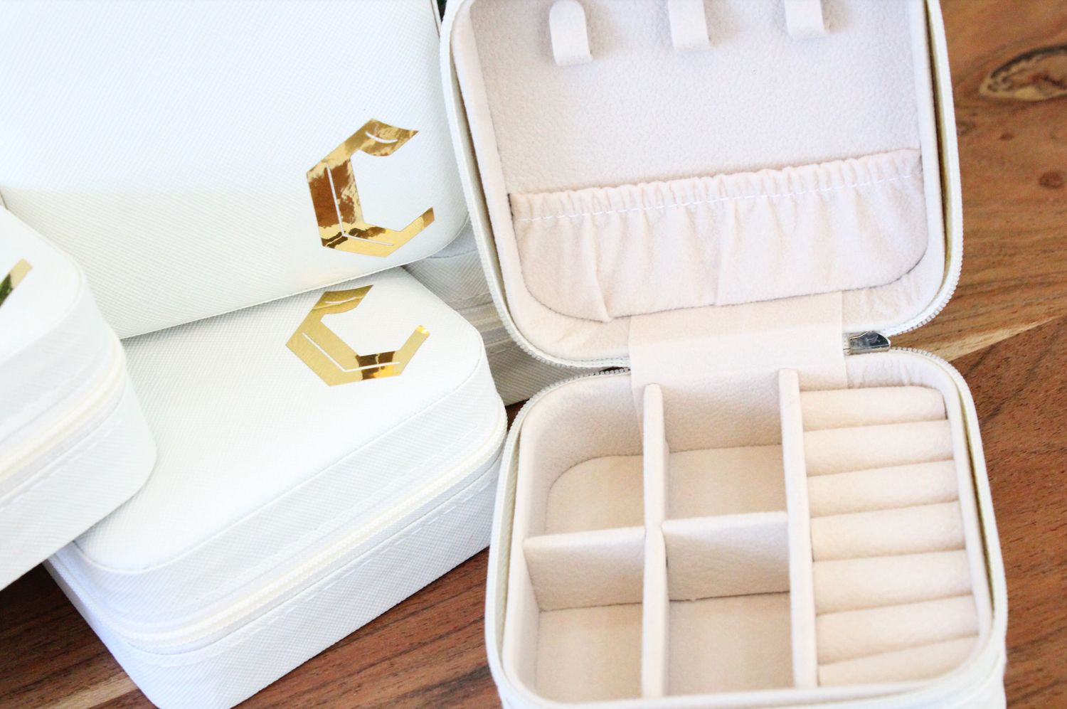 Jewelry Box Cream with Gold Icon Jewelry Box Cream with Gold Icon