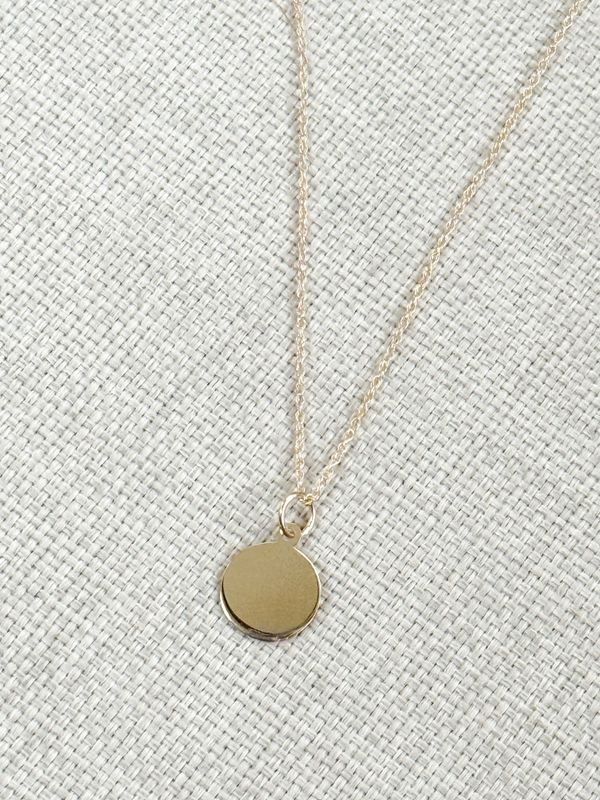 10kt Yellow Gold 11mm Engravable Disc Necklace 10kt Yellow Gold 11mm Engravable Disc Necklace