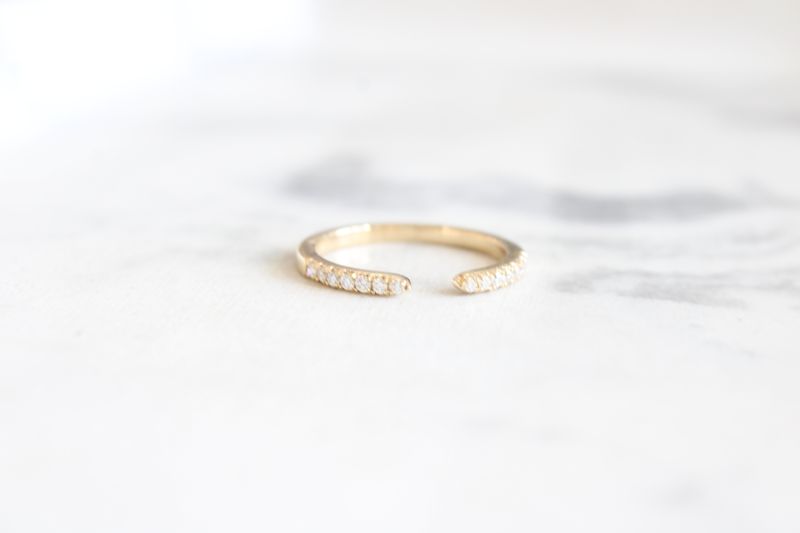 14KY Round 1.4mm 1/6ctw Diamond Open Wedding Band 14KY Round 1.4mm 1/6ctw Diamond Open Wedding Band