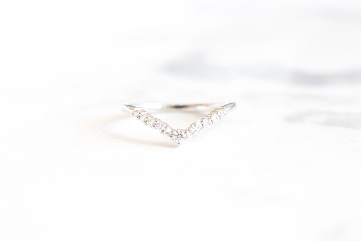 14kt White Gold Marquise & Round 0.20ct Diamond Contour Band 14kt White Gold Marquise & Round 0.20ct Diamond Contour Band