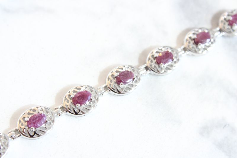 Sterling Silver Rhodium-plated Ruby Bracelet Sterling Silver Rhodium-plated Ruby Bracelet