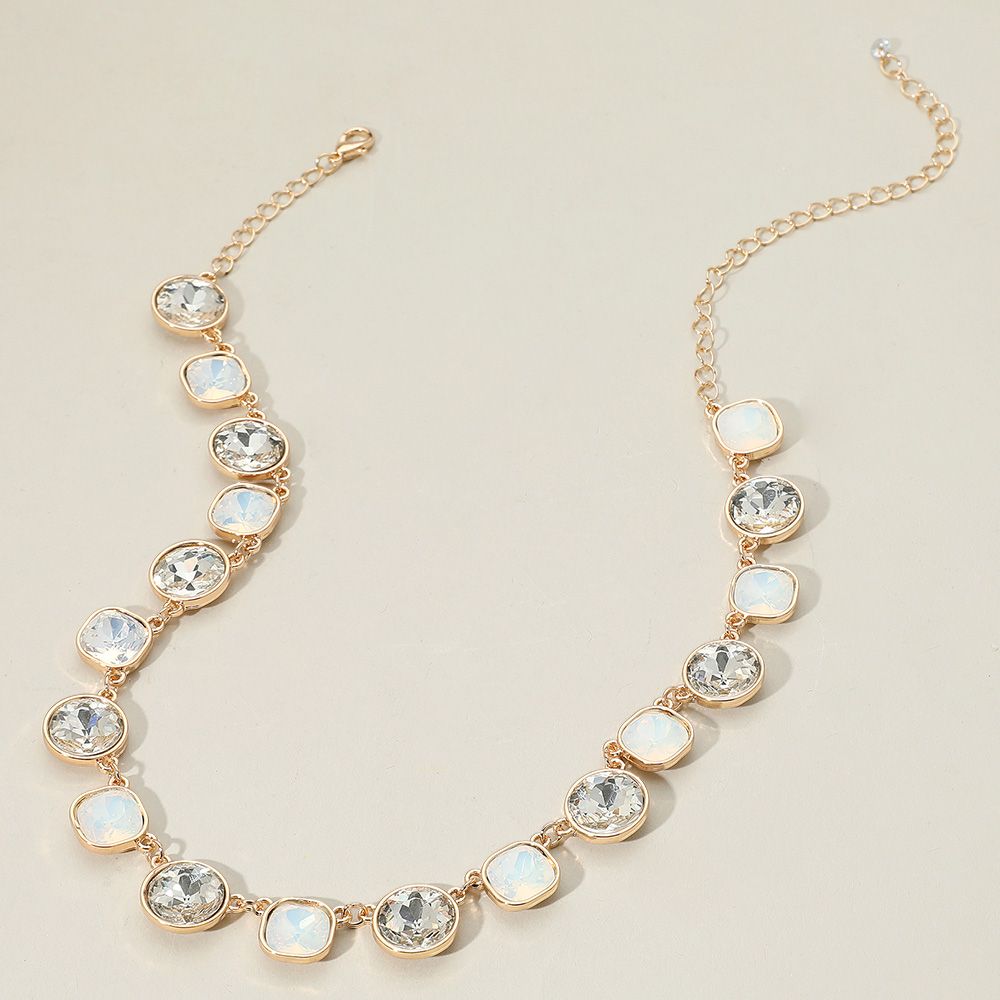 Round Clear Square Stone Bezel Cluster Link Necklace Round Clear Square Stone Bezel Cluster Link Necklace