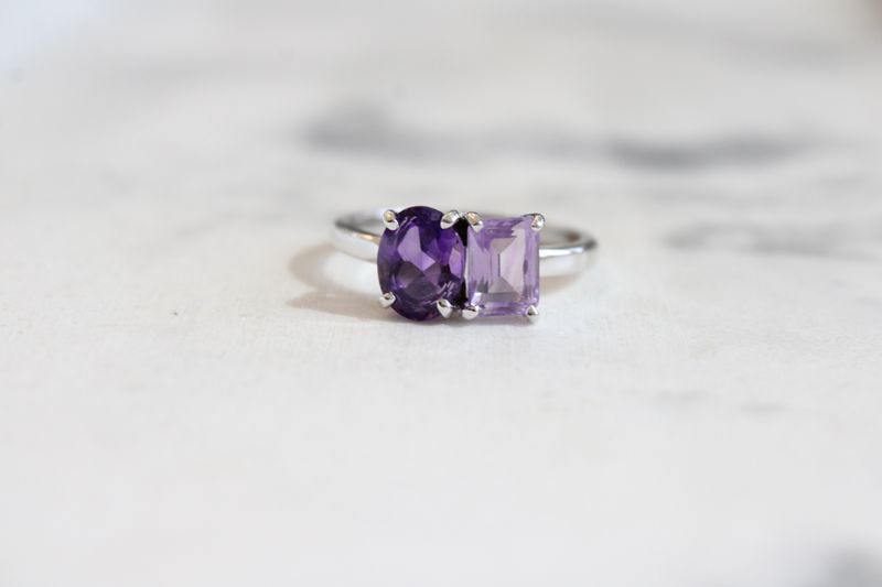 10kt White Gold Monochromatic Amethyst Two Stone Ring 10kt White Gold Monochromatic Amethyst Two Stone Ring