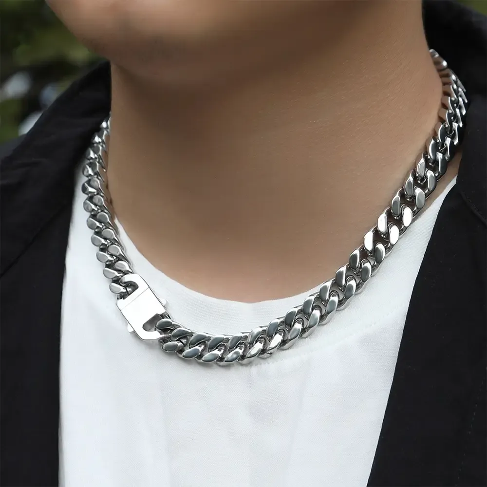 Stainless Steel 20in. 12mm Spring Buckle Chain Necklace Stainless Steel 20in. 12mm Spring Buckle Chain Necklace
