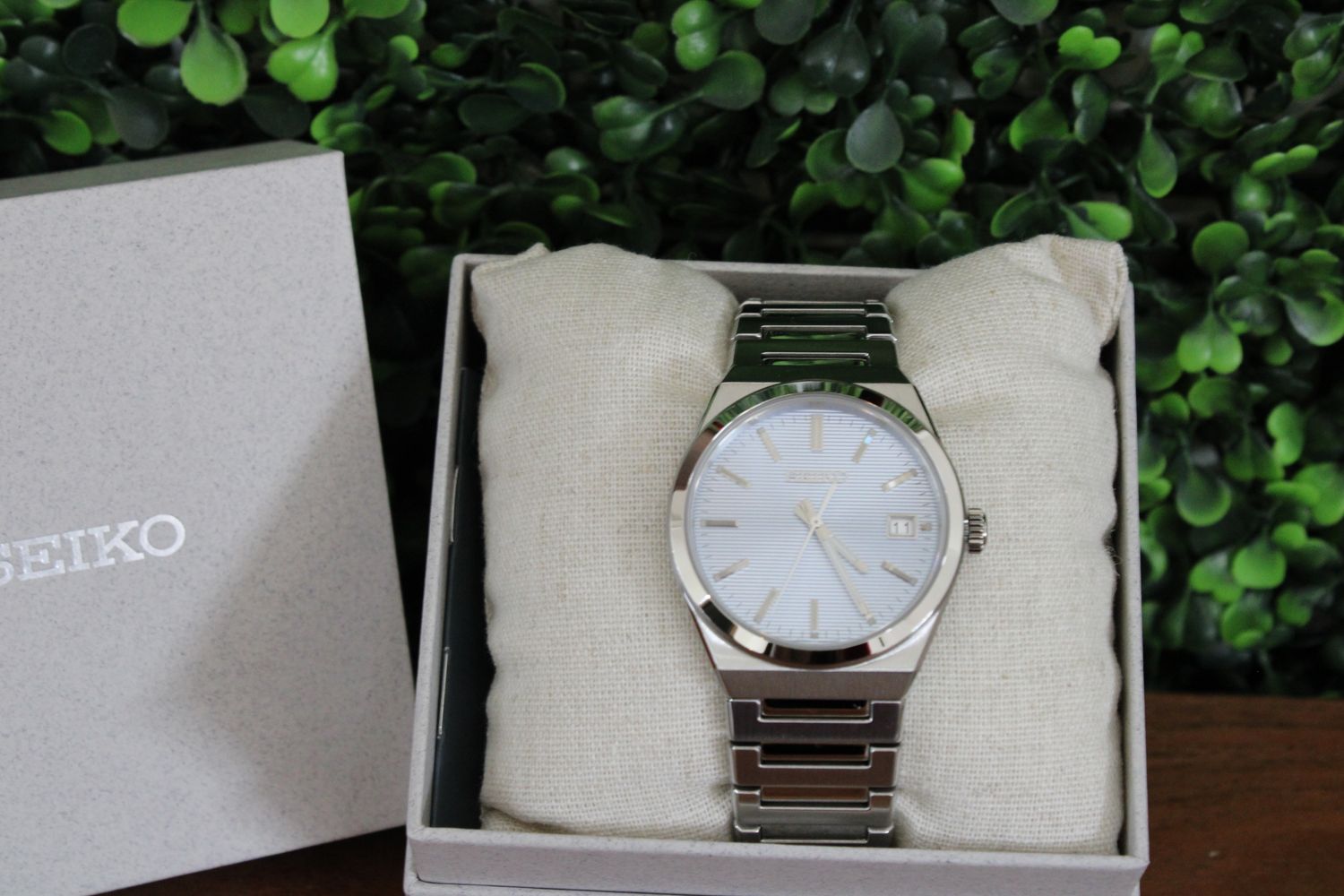 Seiko Essentials Stainless Steel Quartz With Light Blue Dial Watch Seiko Essentials Stainless Steel Quartz With Light Blue Dial Watch