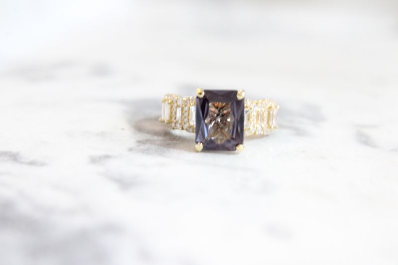 18kt Yellow Gold 10x8mm Color Changing Sapphire .80ct Diamond Halo Emerald Shank Ring Mounting, 74 Diamonds 18kt Yellow Gold 10x8mm Color Changing Sapphire .80ct Diamond Halo Emerald Shank Ring Mounting, 74 Diamonds