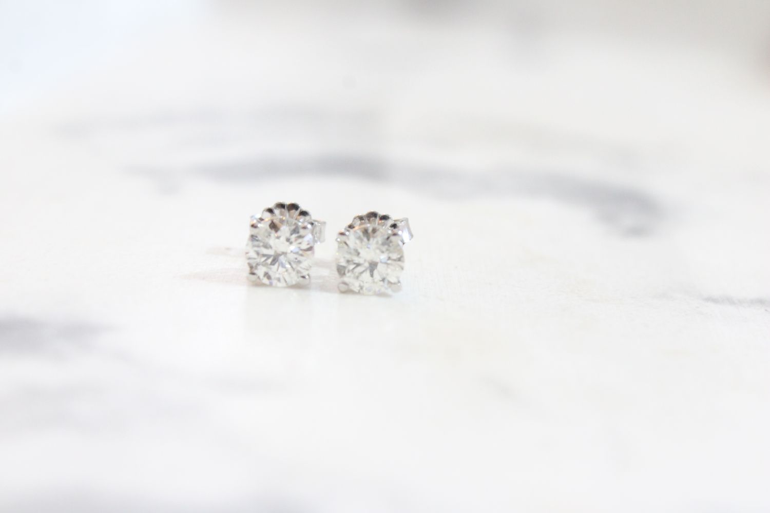 14K White Gold 1.50 Ctw Genuine Diamond Earring Studs 14K White Gold 1.50 Ctw Genuine Diamond Earring Studs