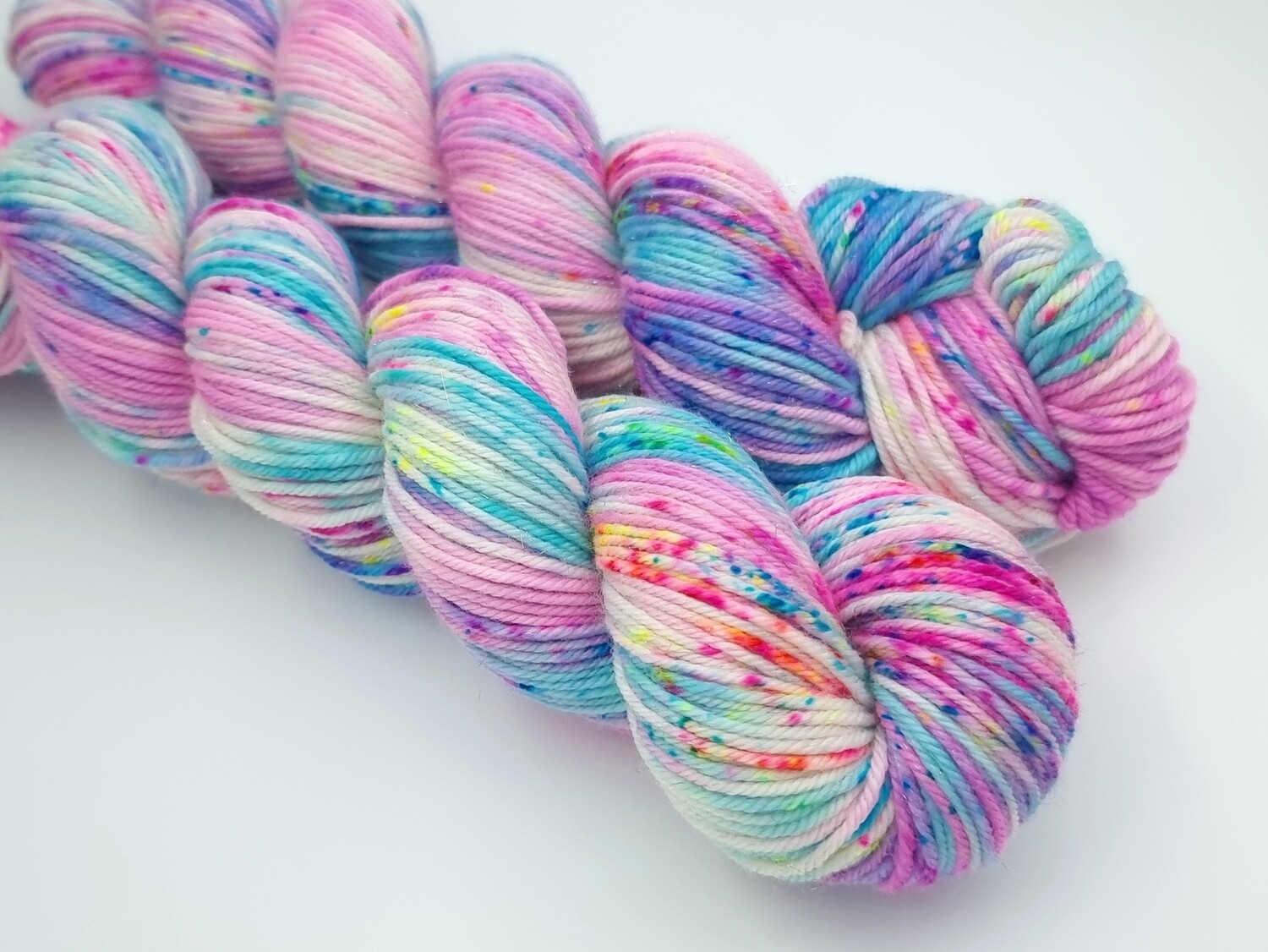 Cronulla Ladybug Glitter Sock DK 212m/100g