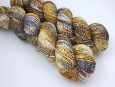 Hoot BFL/Silke Lace