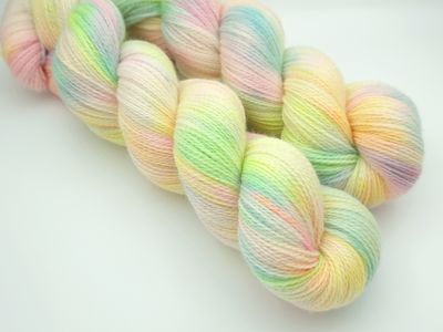 Pastel Pleasure Highlandwool 420 m/100 g