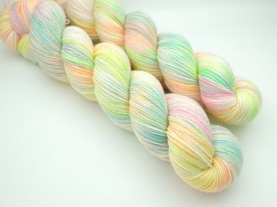 Pastel Pleasure Glitter Sock (Gold)