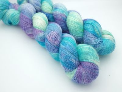 Delta Suri Silk Ultra Lace