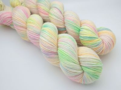 Pastel Pleasure Ladybug Glitter Sock DK 212m/100g