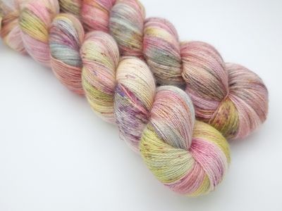Remembrance Suri Silk Ultra Lace