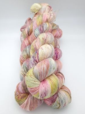 Remembrance Suri Silk Ultra Lace