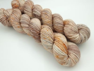 Powder Pile Ladybug Glitter Sock (Gold) DK 212m/100g
