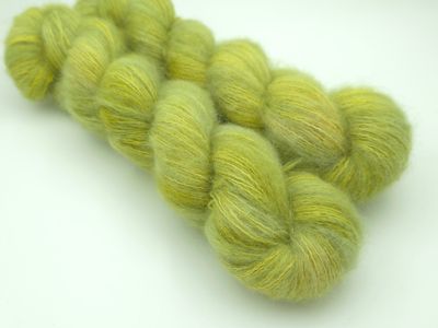 Tea Green Brushed Super Soft 50g/400 m