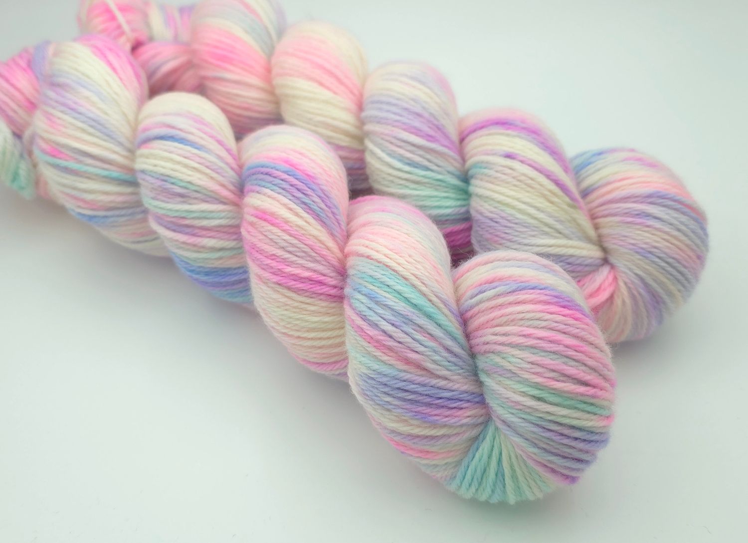 Fata Morgana Ladybug on Organic Merino 225m/100g