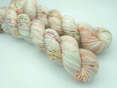 Spring Bling Ladybug Glitter Sock DK 212m/100g