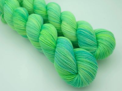 Bring it Ladybug on Organic Merino 400m/100g