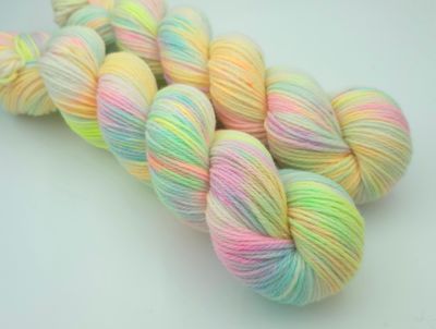 Fata Morgana Ladybug on Organic Merino 225m/100g