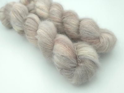 Powder Pile Suri Silk Fluff