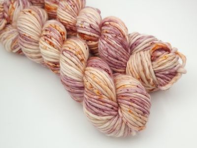 Magnolia Super Chunky Singles 70m/100g