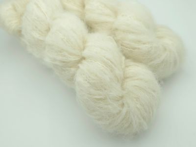 Natural Suri Silk DK 225m/100g
