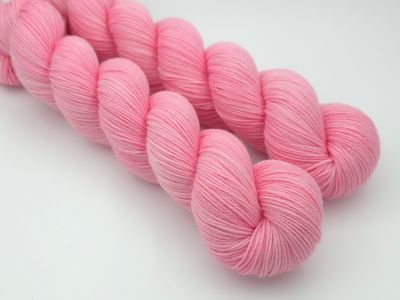 Beach Magic Ladybug on Organic Merino 400m/100g