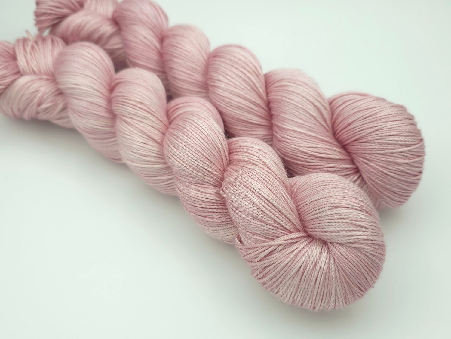 Naked Pure Mulberry Silk 400m/100g
