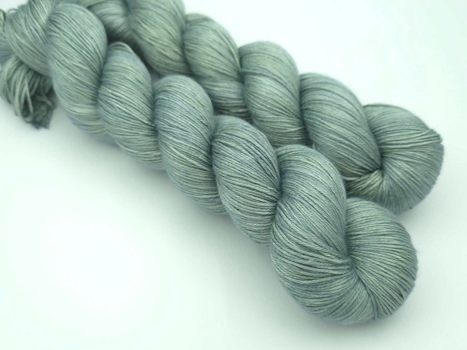 Ocean Green Pure Mulberry Silk 400m/100g