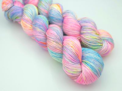 Bliss Pure Mulberry Silk 400m/100g