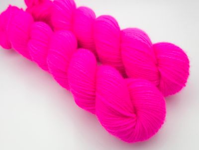 Barbie Ladybug on Organic Merino 225m/100g