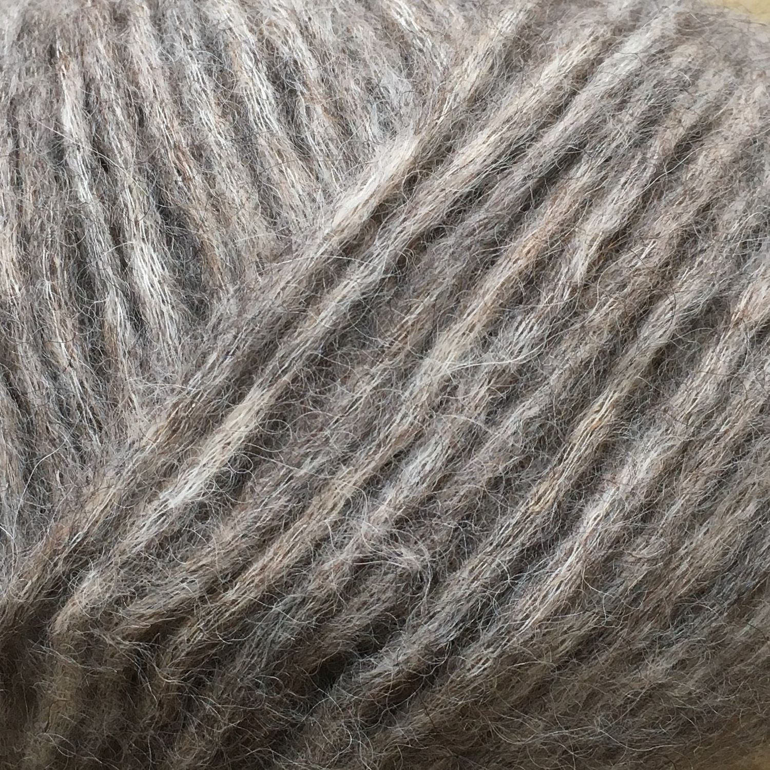 Stengrå Snefnug (snowflake) from Camarose 50g/110 m