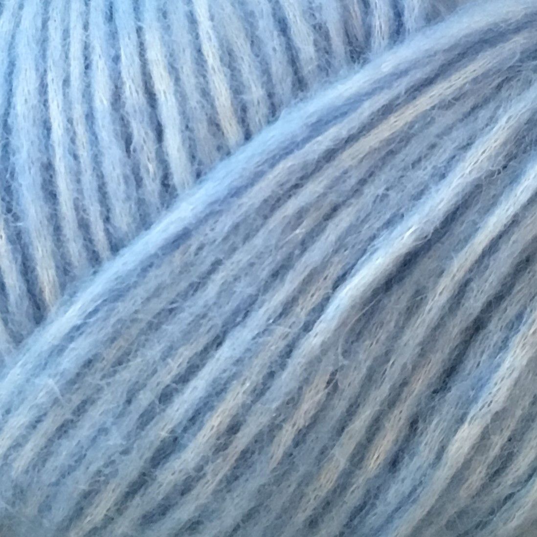 Dueblå Snefnug (snowflake) from Camarose 50g/110 m