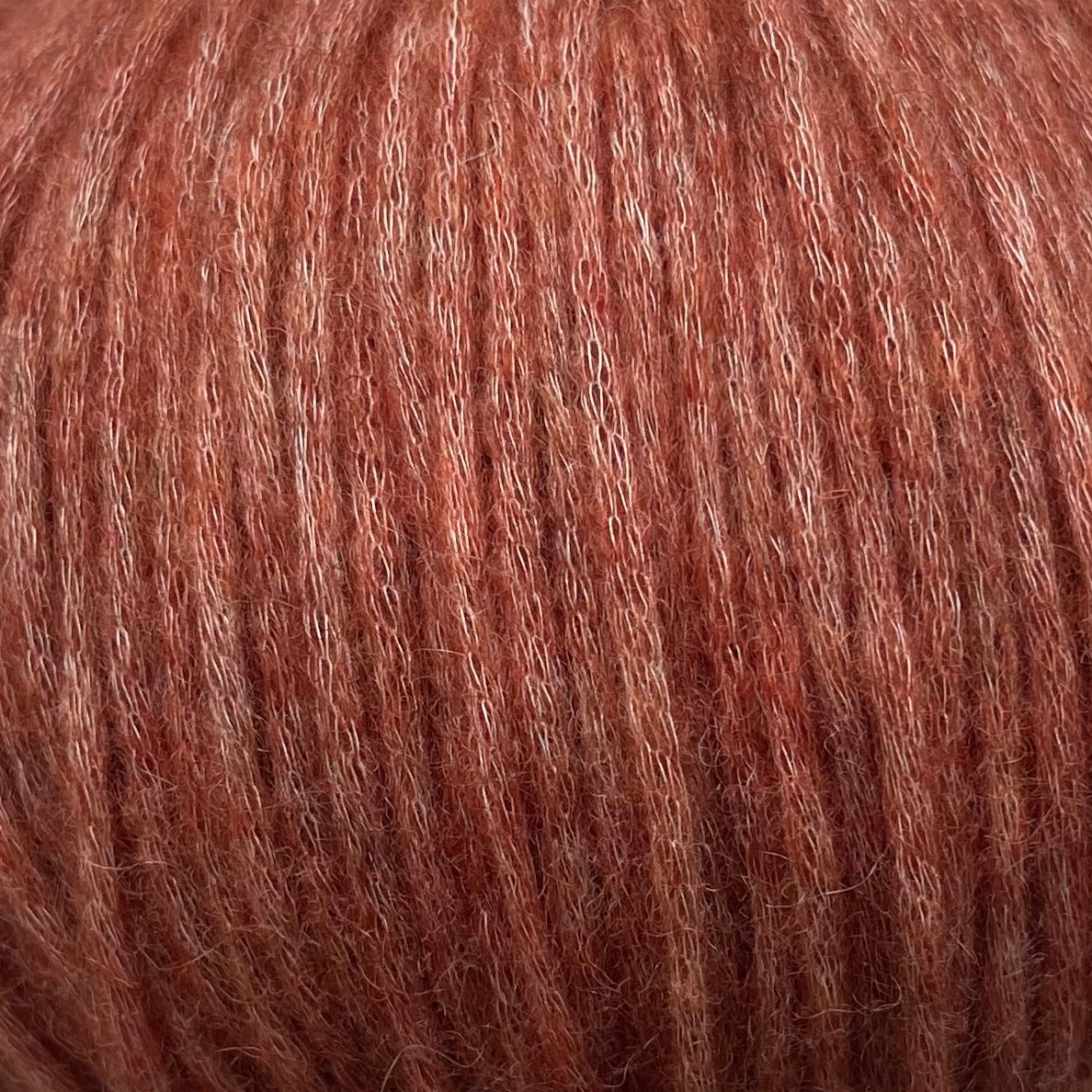 Tegl (snowflake) from Camarose 50g/110 m