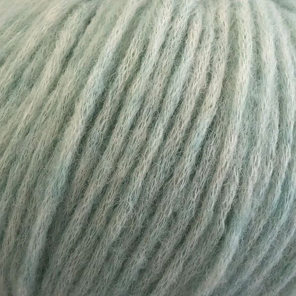 Lys Mint Snefnug (snowflake) from Camarose 50g/110 m