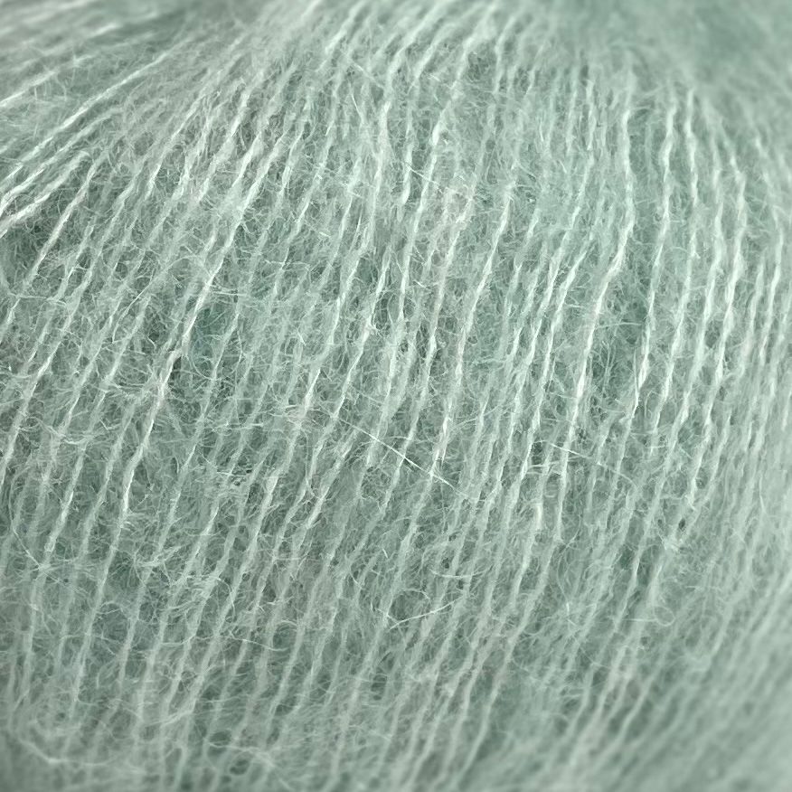 Lys Mint Midnatssol (Midnight Sun) by Camarose