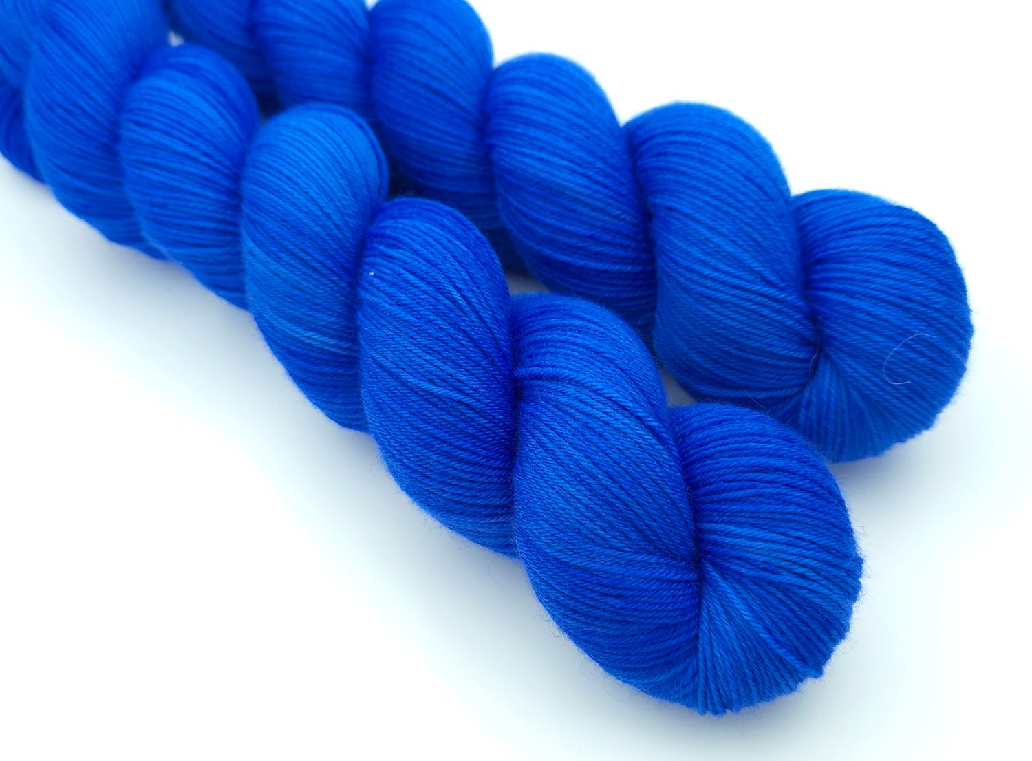Santorini Ladybug on Organic Merino 400m/100g