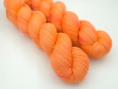Cantaloupe Potluck BFL/Silke Lace