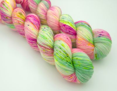 Blush and Bloom Merino 400m/100g