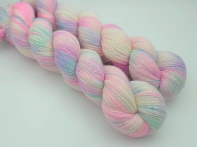 Fata Morgana Suri Silk Ultra Lace