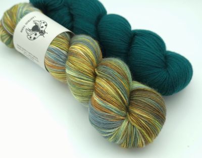 Forest Floor/5654 Ladybug meets Cascade Heritage Forest Floor/5654 Ladybug meets Cascade Heritage